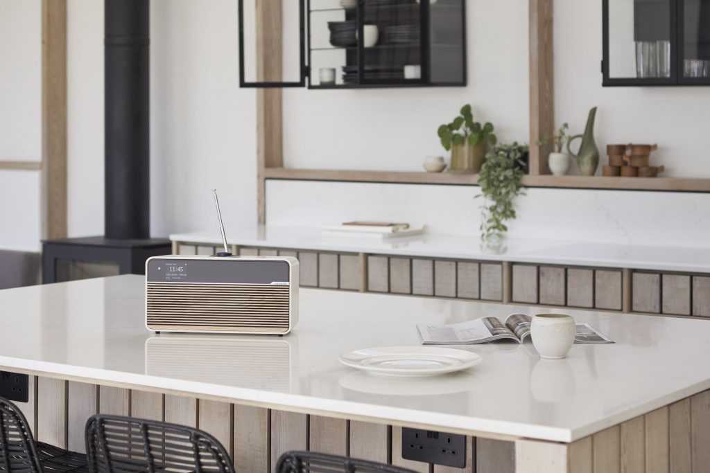 Smart Racker Mk4 Ruark R2 MK4 Smart Music System